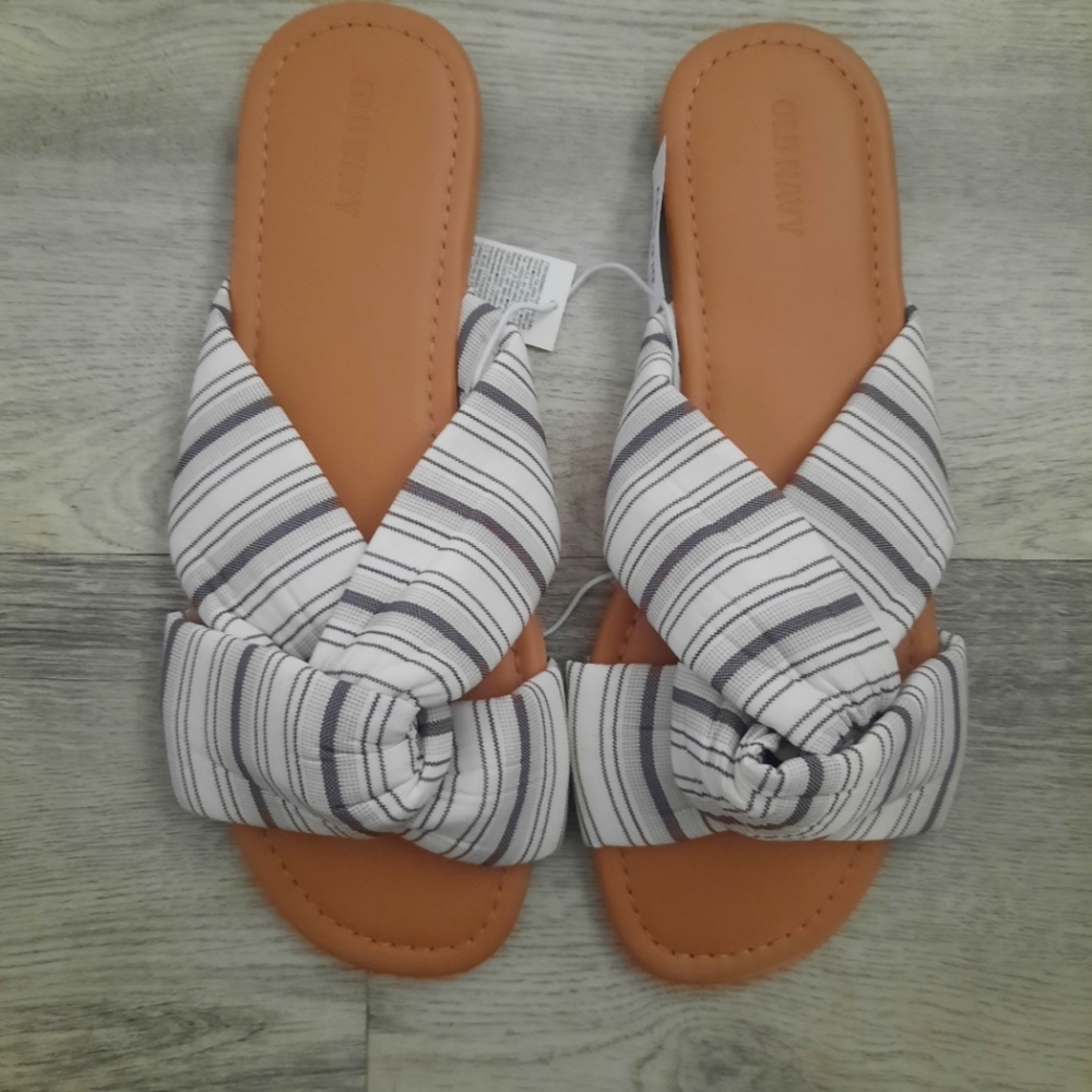 Old Navy Sandals